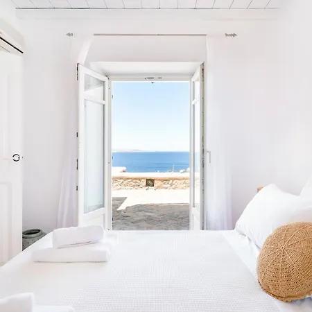 Malou - 4 Bdrm Sea & Sunset View - Mg Villas